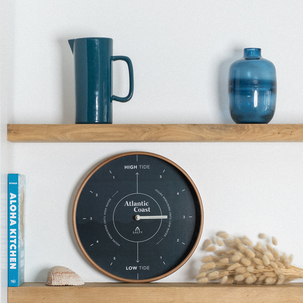 Unlocking the Wonders of the Ocean with Tide Clocks: How They Work and Why Ocean Lovers Adore Them